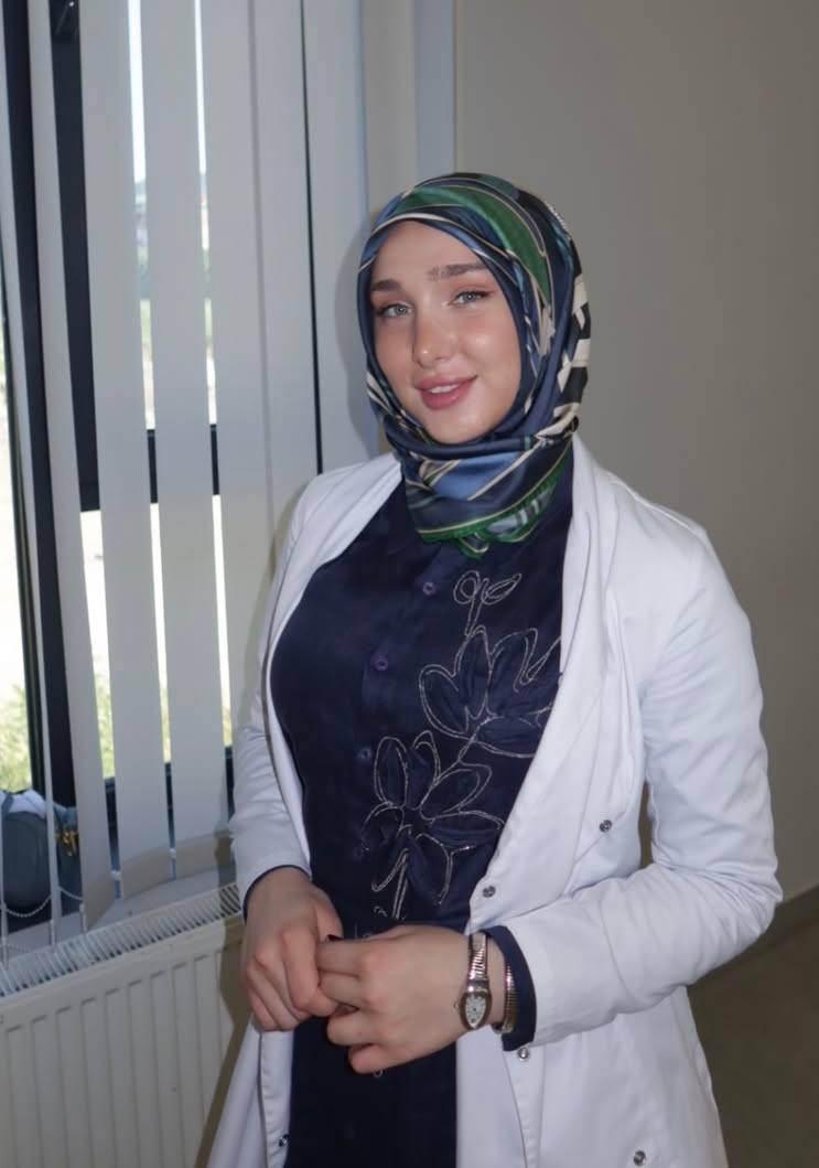 donlanj's tweet photo. Doktorum 37 yaşındayım.
Yeni arayışlar için burdayım.
Begenip yorum yapanlara teşekür ederim. https://t.co/naTmR7LOs8