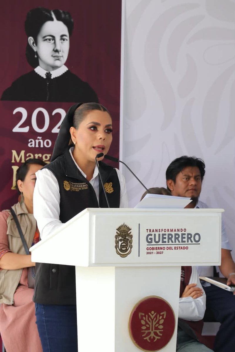 arturomedinap's tweet photo. Participamos en la presentación de los avances del Plan Maestro para la Montaña Alta y Baja de #Guerrero, instruido por la Presidenta @Claudiashein, encabezada por la secretaria de @SEGOB_mx, @rosaicela_, y la gobernadora @EvelynSalgadoP, que articula esfuerzos institucionales para atender las necesidades de la población y fortalecer su bienestar.

Las acciones se desarrollan en 19 comunidades de los municipios de Chilapa de Álvarez, Olinalá, Atlixtac y Zapotitlán de las Tablas.

Junto con el subsecretario de Política Criminal, Vinculación y Protección Civil de @SSPCMexico, @Luis_diazdeleon, y la titular de @CEAVmex, @Yuriddhh, reafirmamos el compromiso de mantener la presencia en territorio, acercar programas y servicios, así como contribuir a la construcción de paz con pleno respeto a los #DDHH.