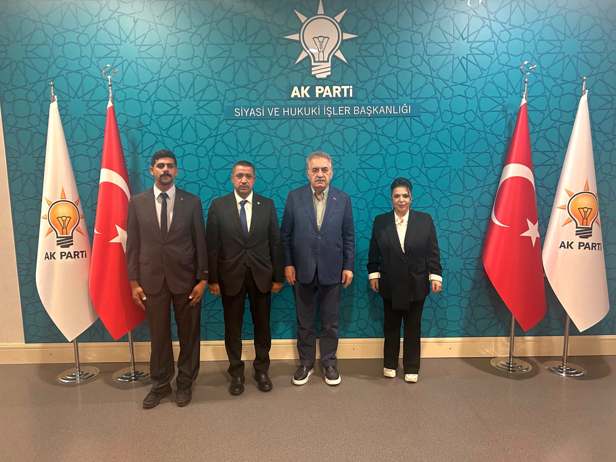 fahrettinsavc's tweet photo. 📌 Ankara 

Ak parti genel merkezimizde 
Genel başkan yardımcımız 
siyasi hukuk işleri Başkanımız sn Hayati Yazıcı beyefendiyi 
Kadın kolları başkanımız Filiz sakınmaz 
Gençlik kolları başkanımız Vahdet Halaç kardeşimiz ile birlikte ziyaret ettik.

Bizlere çok fazla zaman ayıran 
Bakanımıza
Misafirperverliklerinden ilgi alaka ve kıymet bilir davranışlarından dolayı teşekkür ediyorum.