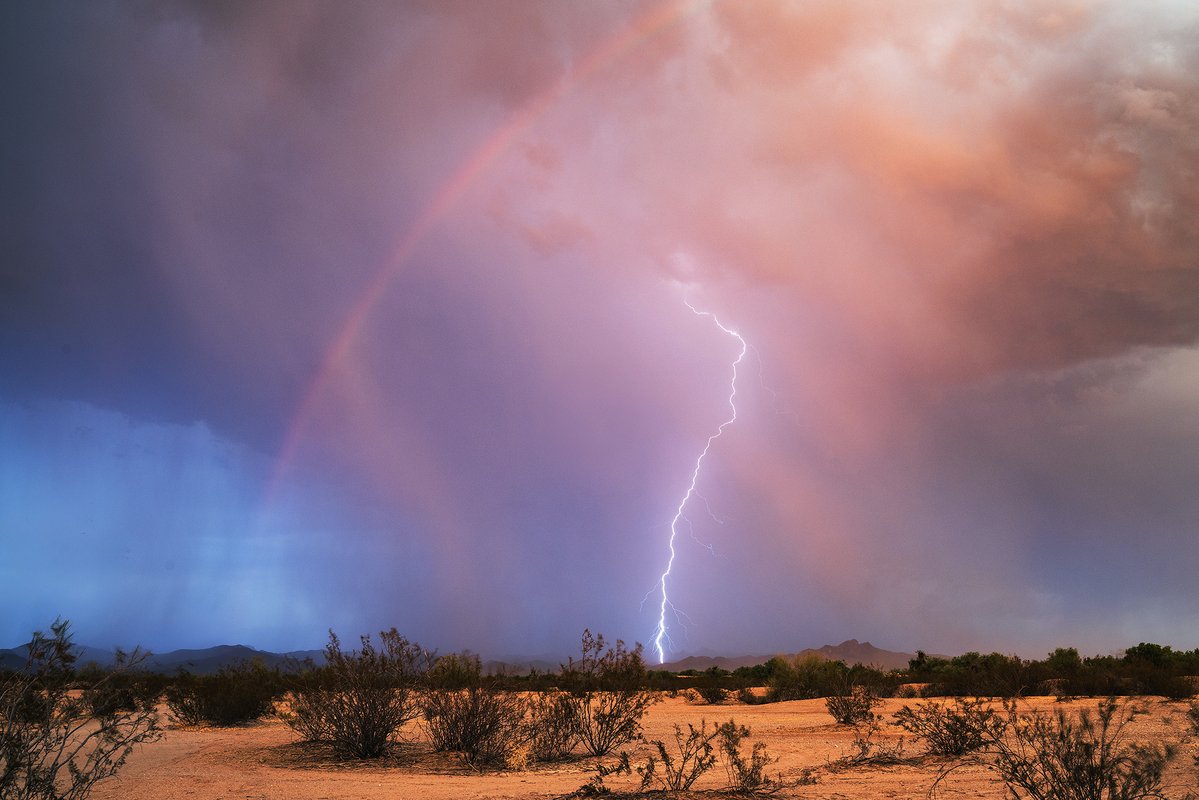 pnwmiketrof's tweet photo. Sunset lightning with a rainbow near Queen Valley, AZ on August 8th. My first time getting the rainbow + lightning combo. #azwx #monsoon2026 https://t.co/q5MDmmIOs2