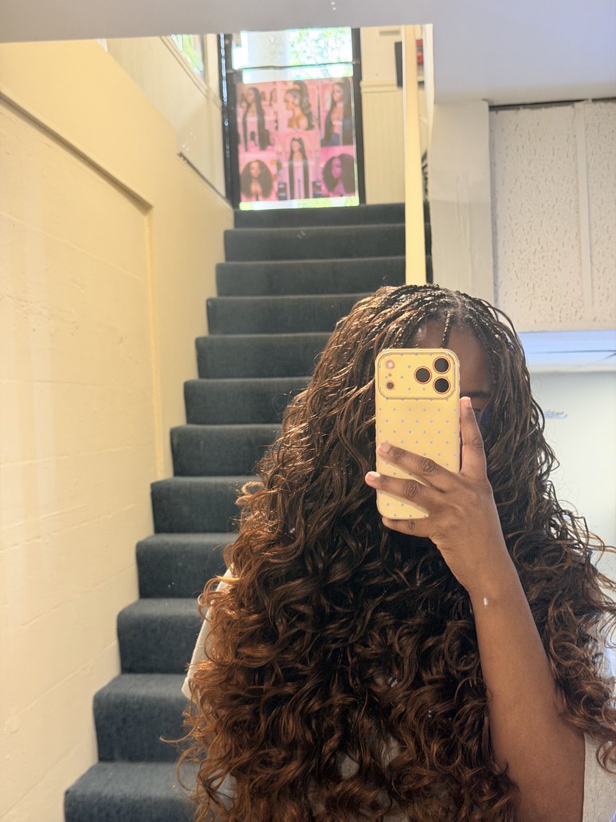 awolaen's tweet photo. Just got my hair donnnnneeeee https://t.co/FWb0iIErpL