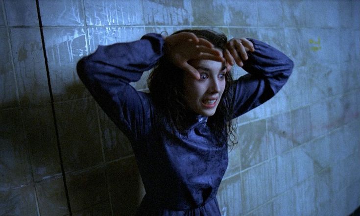 freakyfilms0's tweet photo. Isabelle Adjani in Possession (1981) https://t.co/XNh1MvVG61