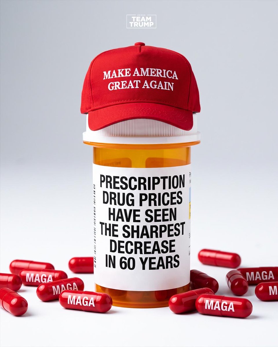 TrumpWarRoom's tweet photo. Here’s a red pill. 🇺🇸 https://t.co/bU0ijJWnmy