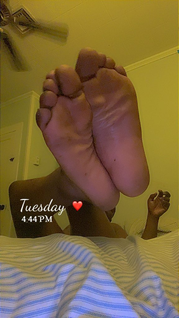 Jayssols's tweet photo. Need a massage asap https://t.co/VoLLxYDyPo