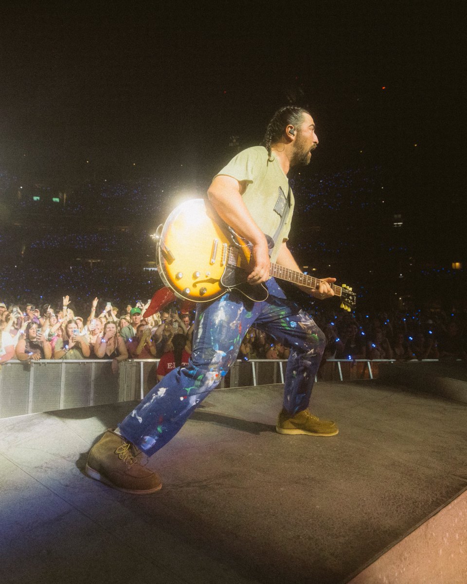 KahanHQ's tweet photo. San Diego, we’ve got no complaints about last night 💛 https://t.co/ofhtLLIgIt