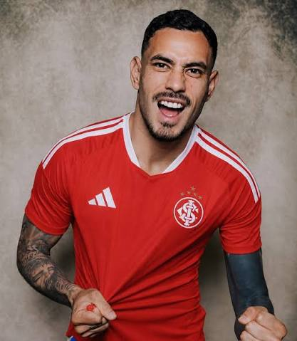 ultimasinter's tweet photo. 🚨Tonny Sanabria receberá na casa de 1 milhão de reais por mês.

Contrato até dezembro de 2029.

🗞️ @_vagnermartins_ https://t.co/gQmhdO0ogz