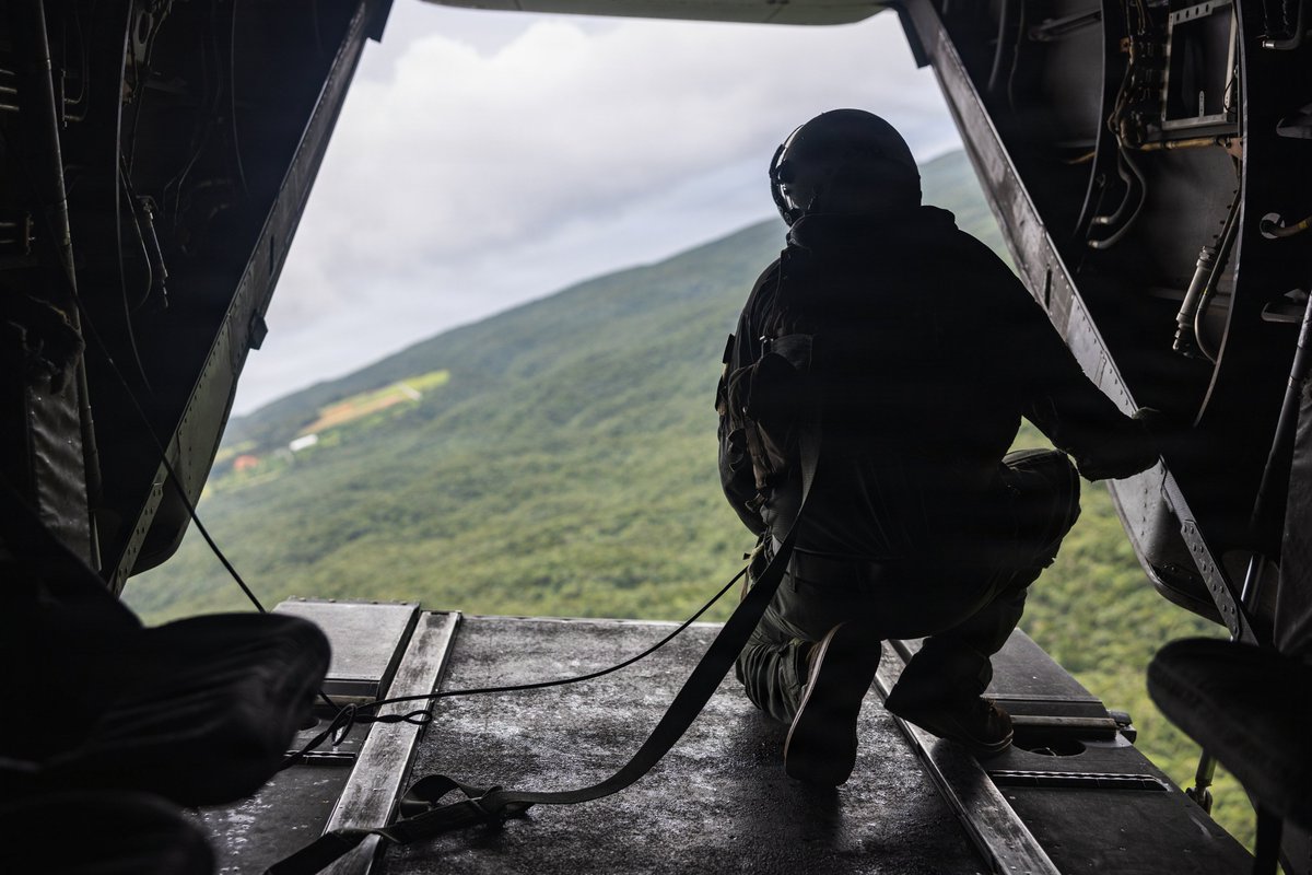 Ready to respond ⏱️

U.S. Marines and U.S. Sailors assigned to III Medical Battalion execute simulated casualty evacuation training to sharpen medical response capabilities and field care integration.

📍 Japan
📸 Sgt. Adam Trump

#USPACOM #USMC #USNavy #CASEVAC https://t.co/R6yxwO0Ajh