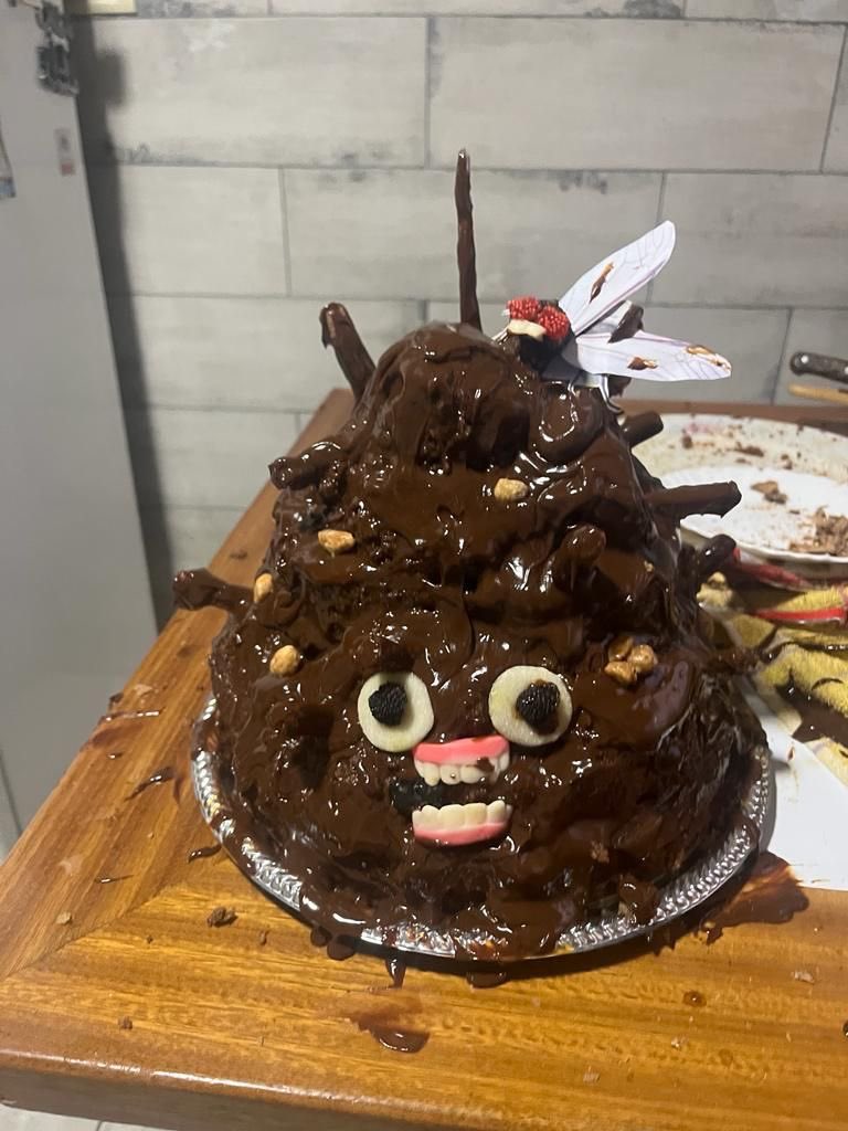 lkathv_'s tweet photo. Nadie quiere mis pasteles 😕 https://t.co/BsQd0exAjq