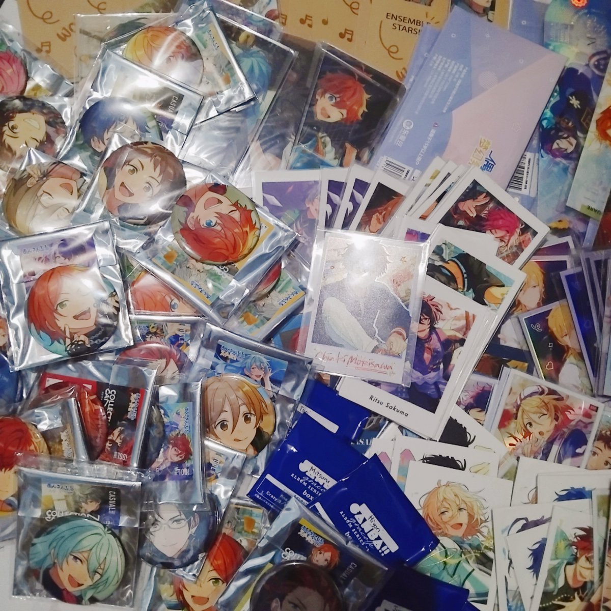 danusanarchie's tweet photo. ‼️ GIVEAWAY ‼️

To celebrate Switch’s 10th Anniversary, we are happy to support @switchcafe_jkt’s Photoframe Event! 💚⚡
Let’s share your magic of happiness with #Switch10thAnniv! ✨🪄

Here’s a little sneak peek of the prizes you can choose! 👀🎁
Which one will you pick?✨ https://t.co/YcoCnEMGB4