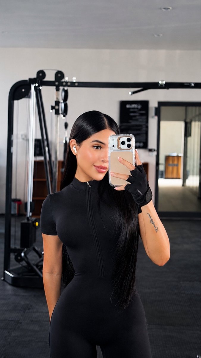 ABrillo51945's tweet photo. Retomando el gym mis amores🖤 
Les recuerdo que estoy en #guadalajara #gdl #jalisco #mexico https://t.co/NThYXksL4U