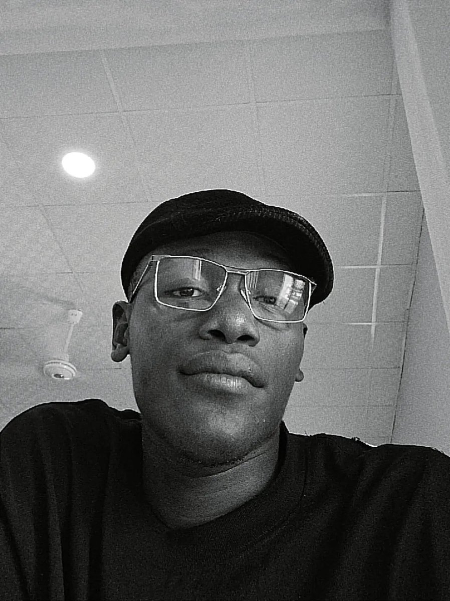 Johnmapakin's tweet photo. But how could you live and have no story to tell?
#maglune #transilonia #johnmapakin #mapakin #mapakiniscoming https://t.co/HXVNnnxqZo