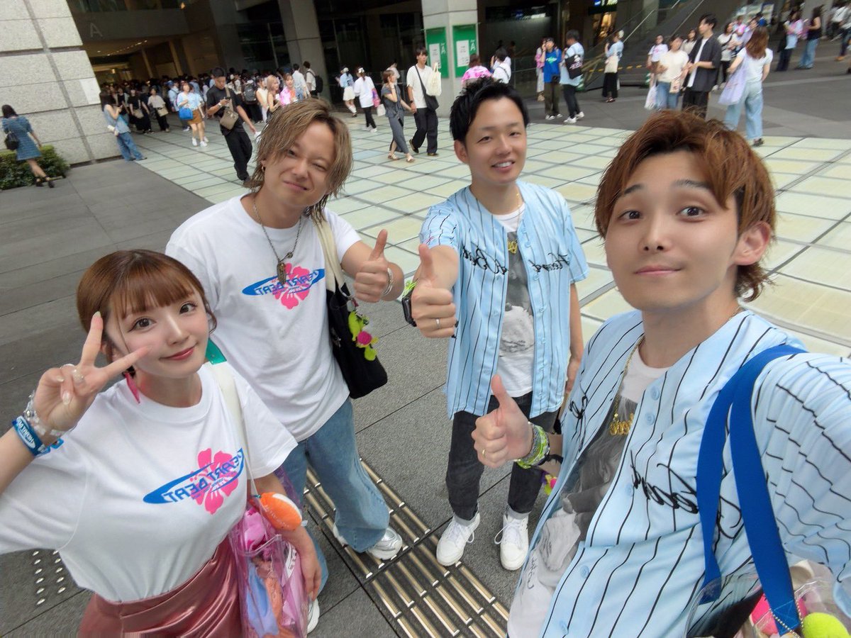 318Kanayanlove's tweet photo. 国際フォーラム初日！！
なんか斬新な形のライブで非常に楽しかった。
今日も2回席だが、楽しむぞ〜！！ https://t.co/q6FIjAFDgi