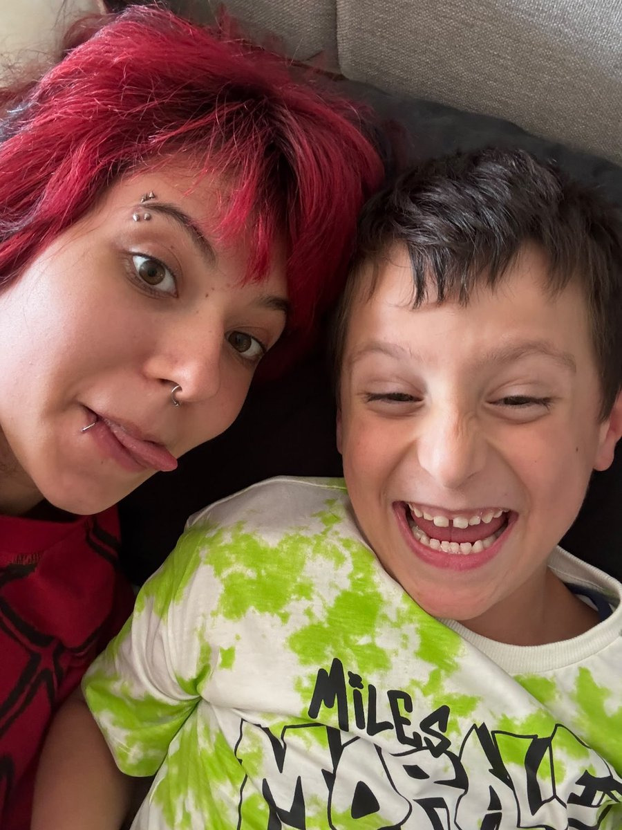 diermee's tweet photo. eu meio q sou apaixonada nos irmãos gêmeos do meu namorado af, eles são tão fofos😭 https://t.co/BcnmCU6MuO