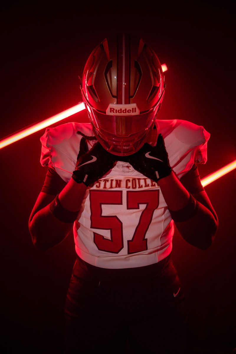 RoosFootball's tweet photo. NEW THREADS🦘

#FPE #RSP #RooNation https://t.co/dBb8XpTdIi
