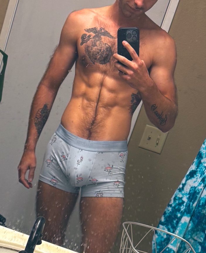 MidwestMarineX's tweet photo. Abs, cock, or ass? RT for all 3 😉 https://t.co/i4M78UfvMk