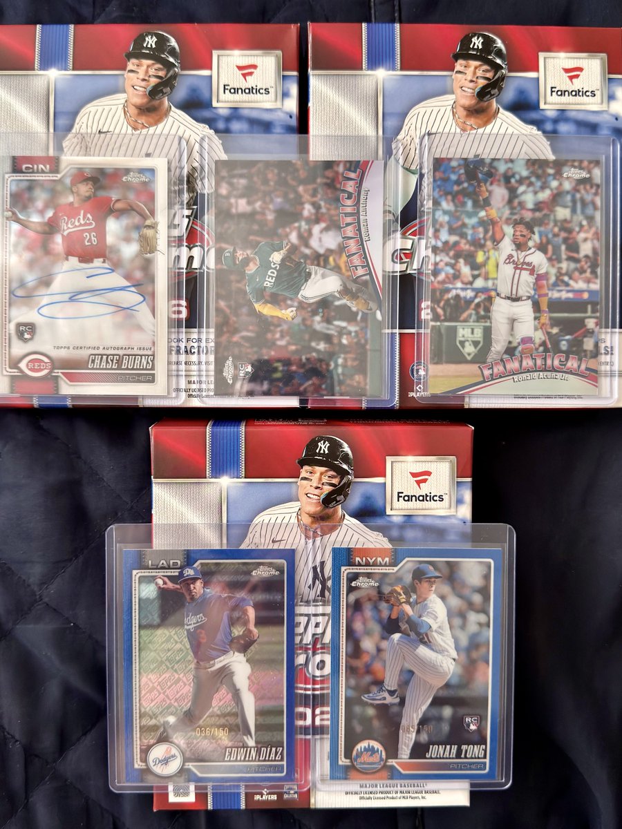 JQ_1474's tweet photo. Fanatics mega box for the win @CardPurchaser https://t.co/NleqNRz70l