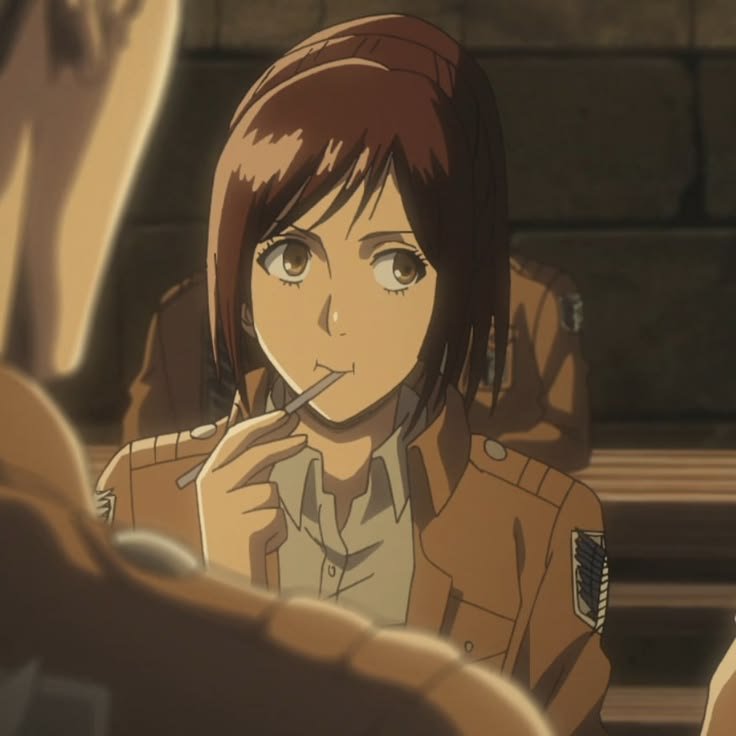 sashafodida's tweet photo. "a gabi não parece com a sasha" mas essa é a gabi do time skip (pov ela parecendo mais o eren) https://t.co/5XZ7mUZ084