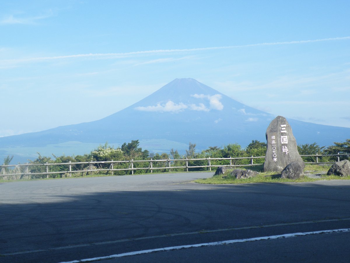 SkylineAshinoko's tweet photo. 2026年8月19日(水)
今朝の富士山です。
今朝は　快晴となり富士山がよく見えています。
ｍｈ　＃芦ノ湖　＃箱根　＃富士山 https://t.co/WmLde5BKVS