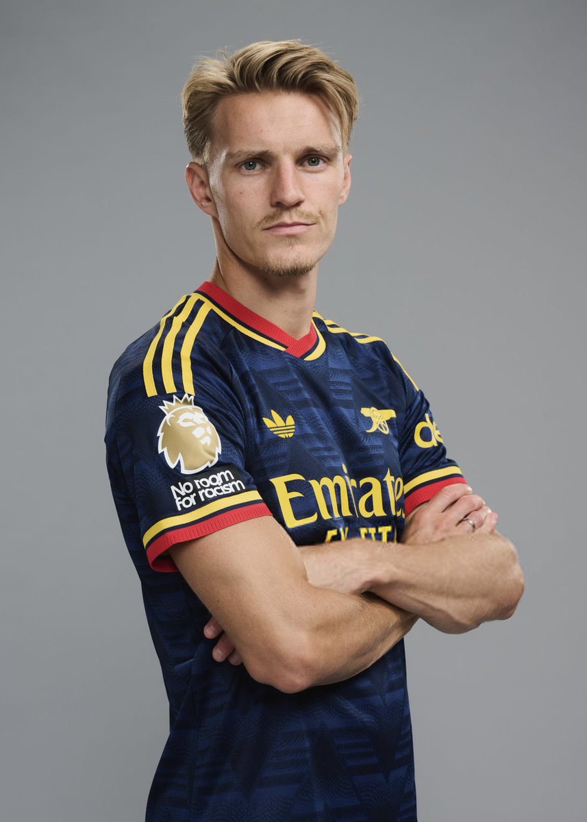 afcstuff's tweet photo. Arsenal captain, Martin Ødegaard: 2026/27. ✅🇳🇴 https://t.co/ZPVzHLELZe