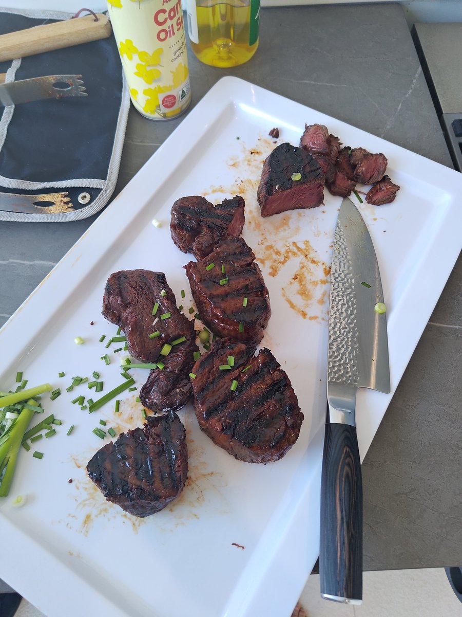 neobeum's tweet photo. @JimmyBarnes This happened to show up on my news feed so I thought I'd share my Filipino/Japanese Fusion with you. You should try it. I made some  for Christmas Eve.
I call it Gyu-cino. Japanese Style Tataki Beef seasoned with Tocino! https://t.co/raLWt77o04