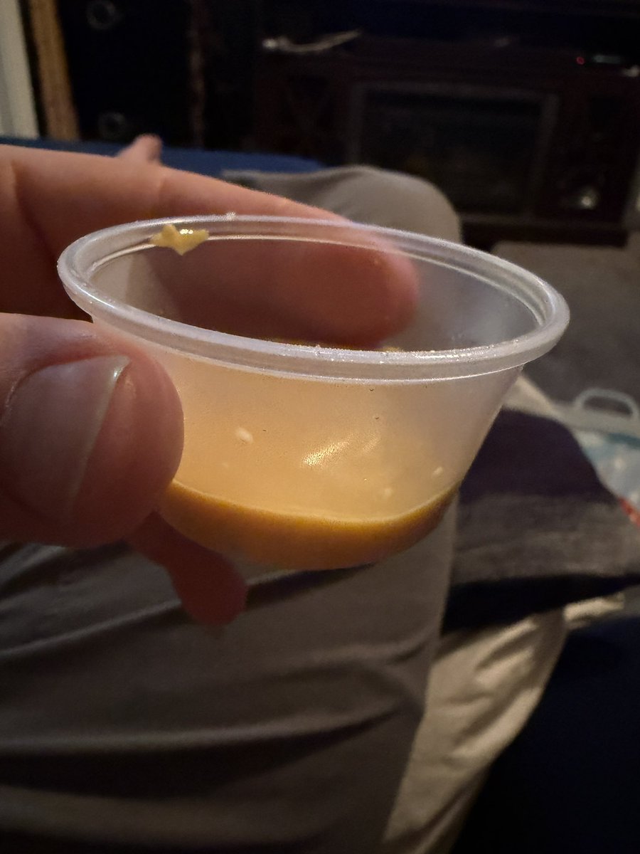 xxxmalecontent's tweet photo. @tacobell seriously? This is all you get for Nacho fries? https://t.co/P1zQHIvDBN