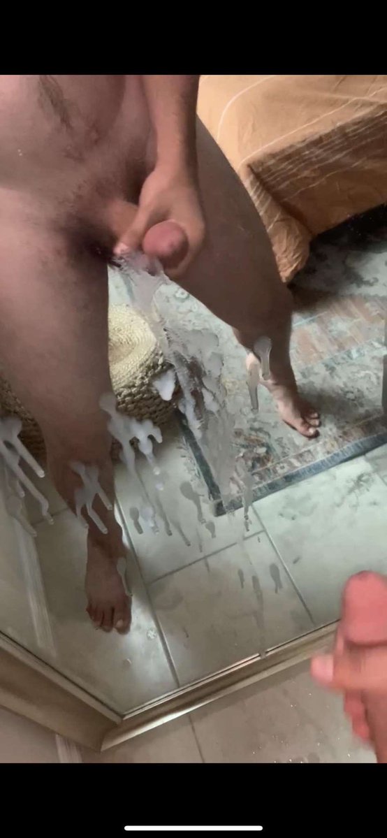 hungdilffla's tweet photo. Not new to #NSFWTWT last account suspended 

M
Daddy Dom
Hung 
34
USA https://t.co/ckmKe8QGdB
