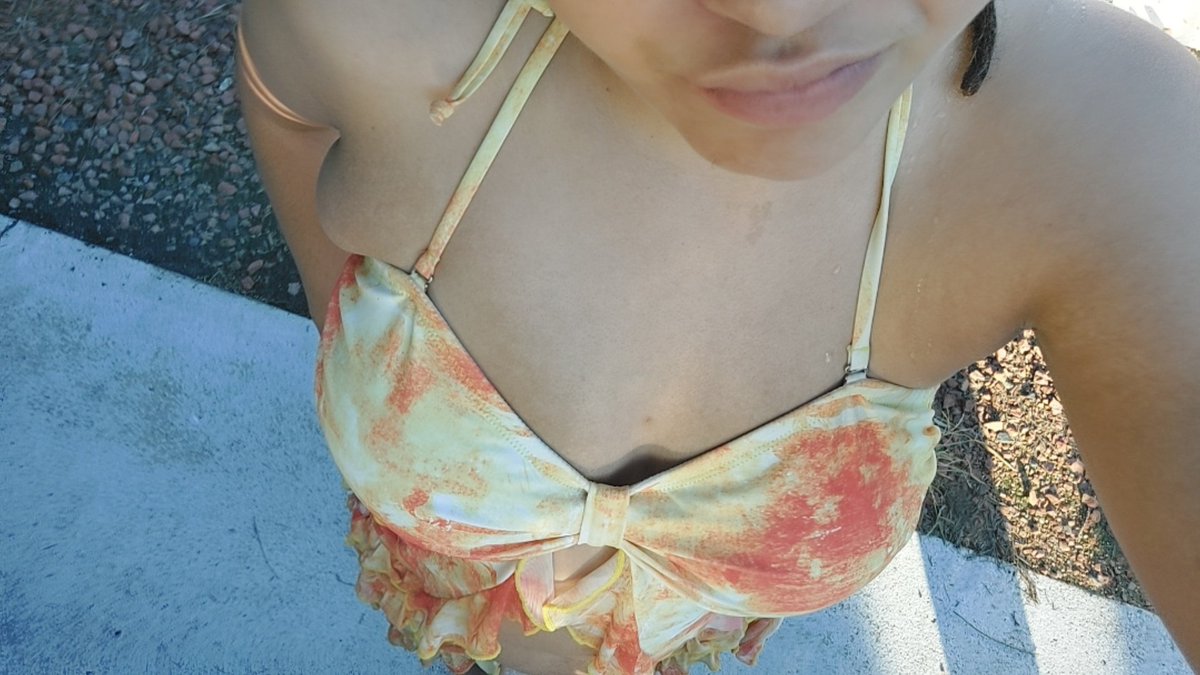 eroticapup's tweet photo. am swimming and drunk !! will reply to all when i sober up a little !! love u all and dont forget to sub to my onlyfans for FREE !! #nsfwtwtًً #nsfwtwt https://t.co/OWYVGC0It5