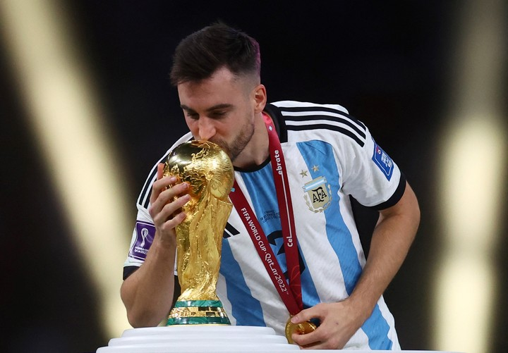 RealMurciaStats's tweet photo. 🇦🇷 TAGLIAFICO (33) - Olympique Lyon 🦁

🤯 La cesión random del verano de 2012 fue un joven argentino que daba el salto a Europa

- En Murcia peleó por estar arriba en 2ª y tuvo un rol importante.

🏆 Hoy es campeón de América y del mundo siendo titular en un equipo de estrellas. https://t.co/cCp6cB2McX
