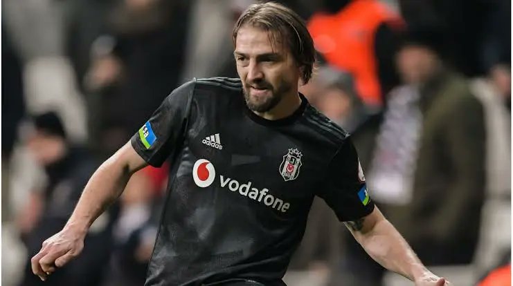 OXOFootball's tweet photo. @shitantalya https://t.co/LDljxRdPas