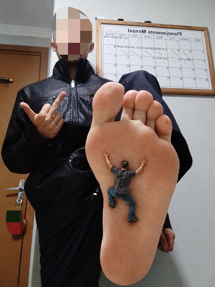 alphasantos_'s tweet photo. O sonho de todo viado é ser esmagado por um gigante.🔥

https://t.co/OYHRdRHB8p 

#maleFeet #soles #findom #master #sub #feet #cashmaster #footmaster #cashpig #finsub #foot #cashsub #faggot

Edição feita pelo meu mano @ReiLucs 🔥🔥 https://t.co/seuBPOi9OR