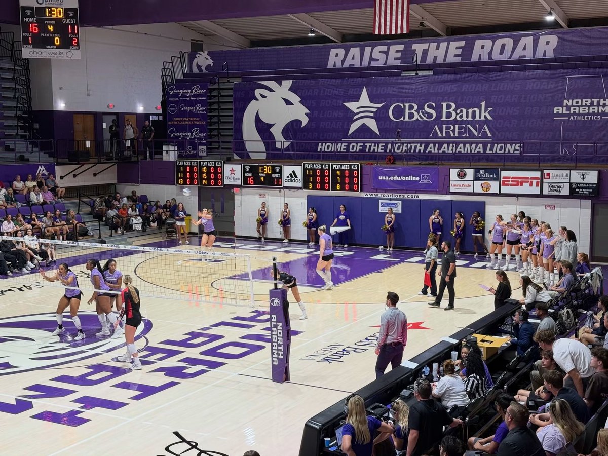 NWALFCA's tweet photo. Supporting UNA Volleyball for their kick-off game! #roarlionsroar https://t.co/1HEYCEyRI5
