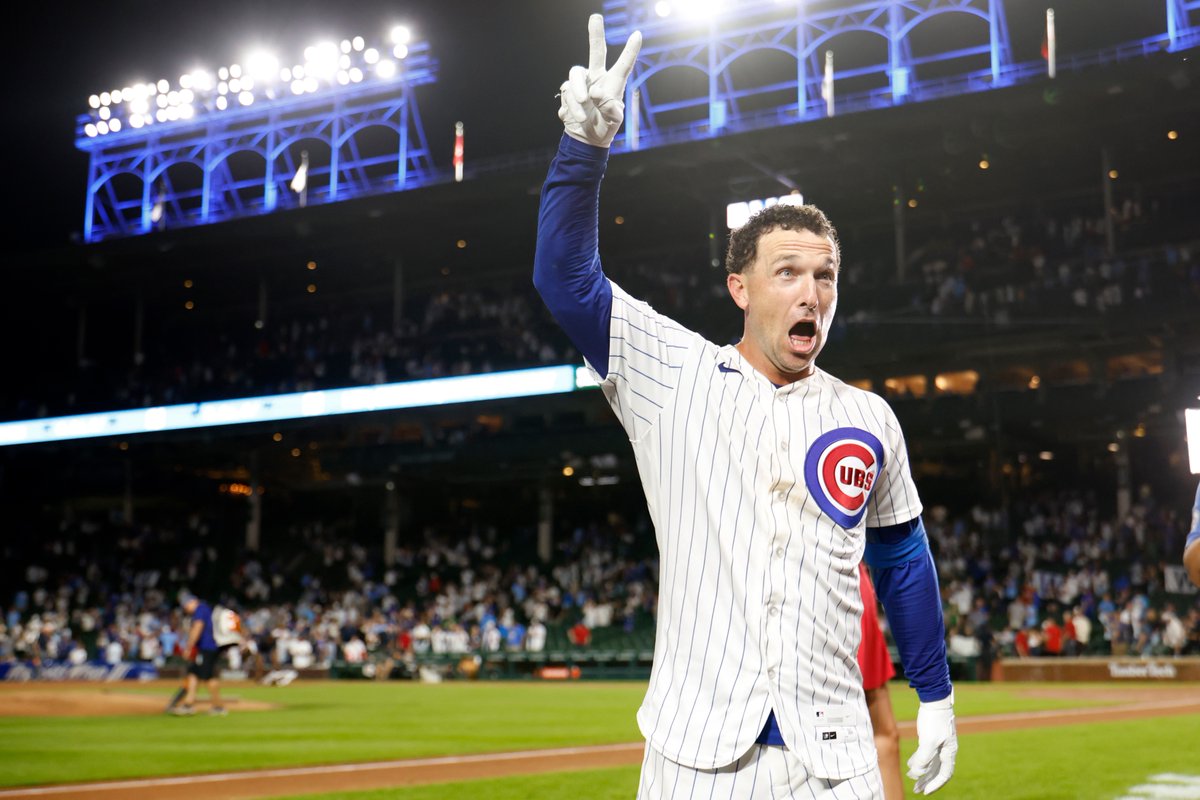Cubs's tweet photo. which walk-off bregman are you?

we are all of them. https://t.co/eDPDGuzkHf
