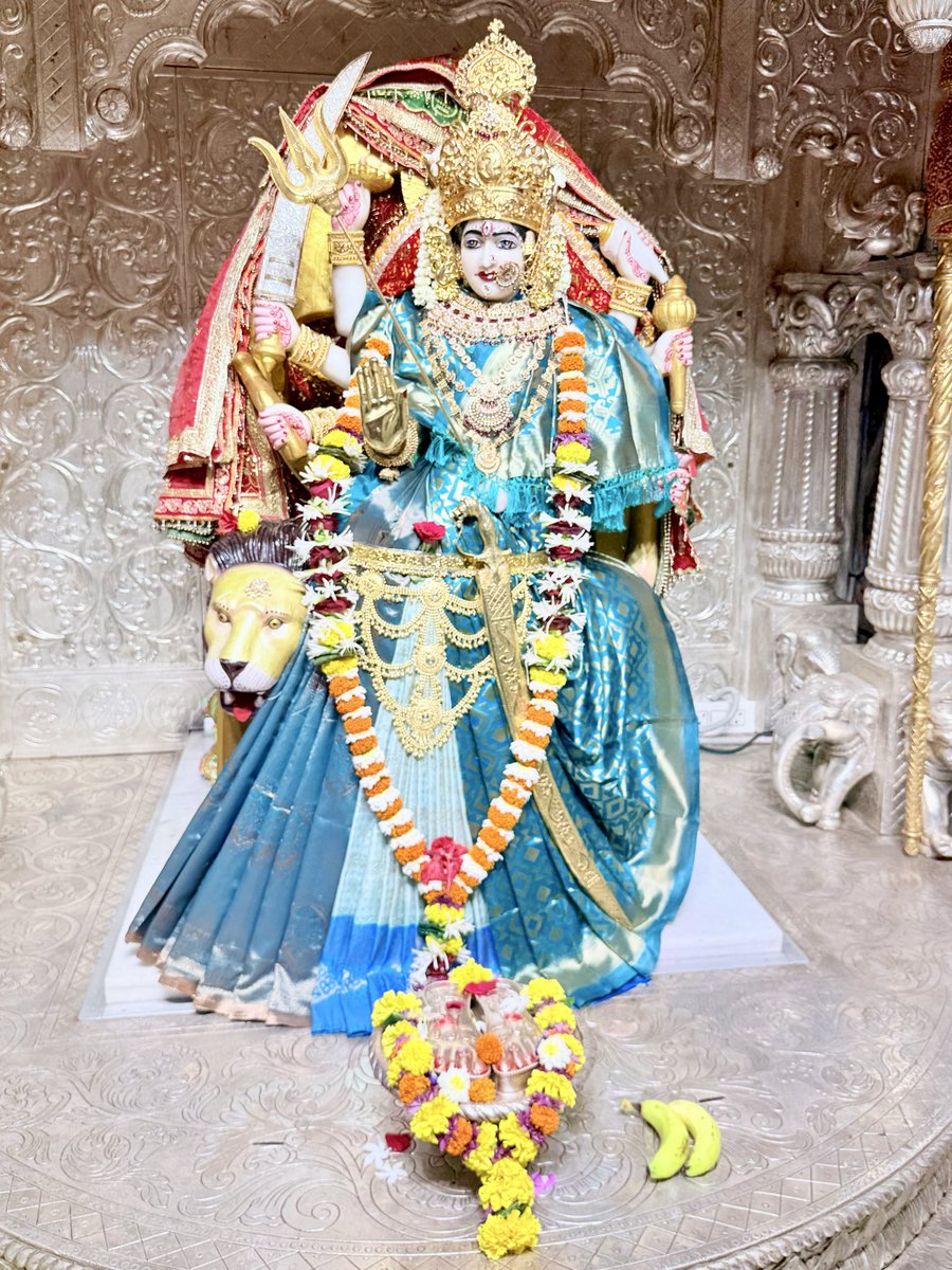 MotaAmbaji's tweet photo. *Mota Ambaji, Borivali East*    
#motaambajiborivalieast #mumbai 
19/08/2026   

श्रावण शुक्ल पक्ष ७
 
विक्रम संवत् २०८३

https://t.co/XReXJvuAt4 https://t.co/QrwPl8NgZZ