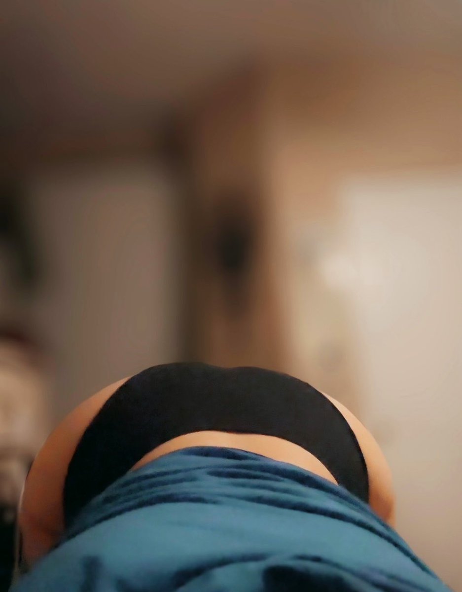 nymphysvoid's tweet photo. I’m waiting for you daddy <3 https://t.co/U3b57bbh29