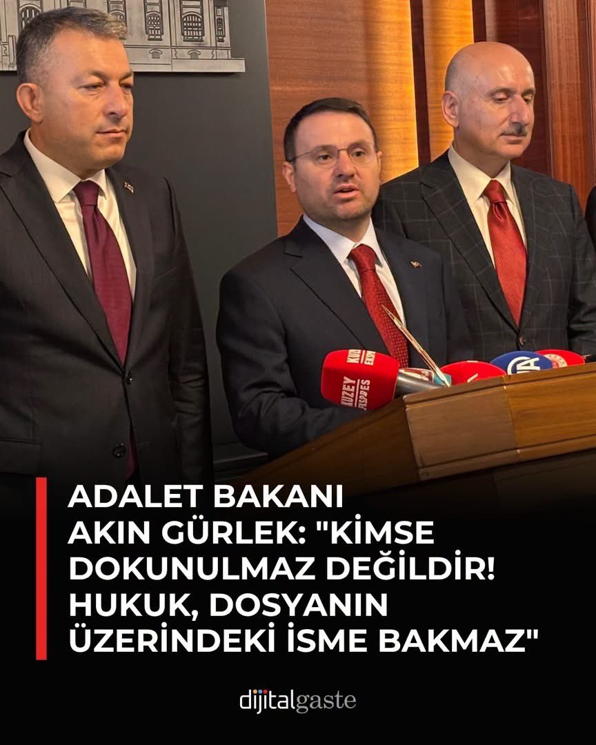 1926_832's tweet photo. Herkes adaletten 
bahsediyor.
Ama; 
hepsi de haklı olan değil, 
kendinden yana olanı 
adalet sanıyor... 
#hukukdevleti https://t.co/KZaAVHZ3Zg