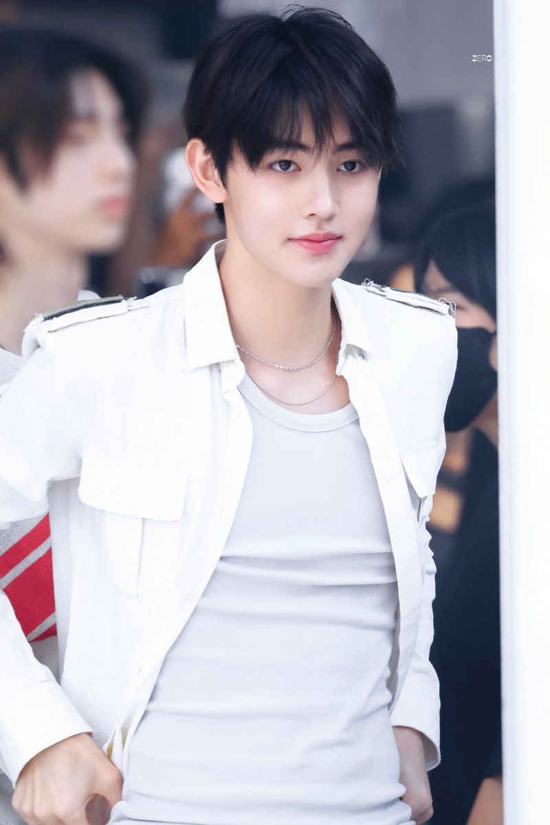 S_Zero113's tweet photo. 260819 예뿌당
#성현 #SEONGHYEON #코르티스 #CORTIS https://t.co/dILIxBSMAH