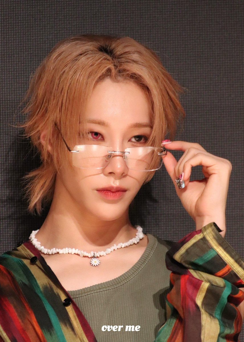 rui_dami's tweet photo. 공주야 스케때 말곤 되도록 안경쓰도록해요🩷 
(잔소리ㅋ) 
안경사진또찾아다녀야짘ㅋㅋㅋ https://t.co/C1TFmARSsh