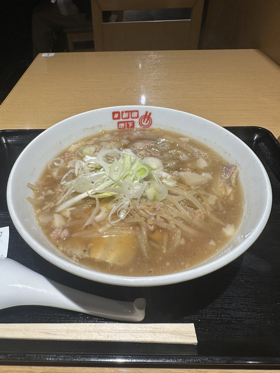 268gohan's tweet photo. 北ノ醤油チーホー 
ラーメン https://t.co/nOWKX7HxEe