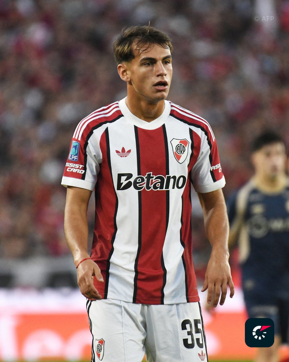 FlashscoreES's tweet photo. Esta noche no se duerme, que os contamos el partidazo de @Sudamericana 

Ind. Santa Fe 🆚 River Plate
⏰ 2:30h CEST
🎧🎙️ con @FedeMaggiori https://t.co/dsVjwE7vKS