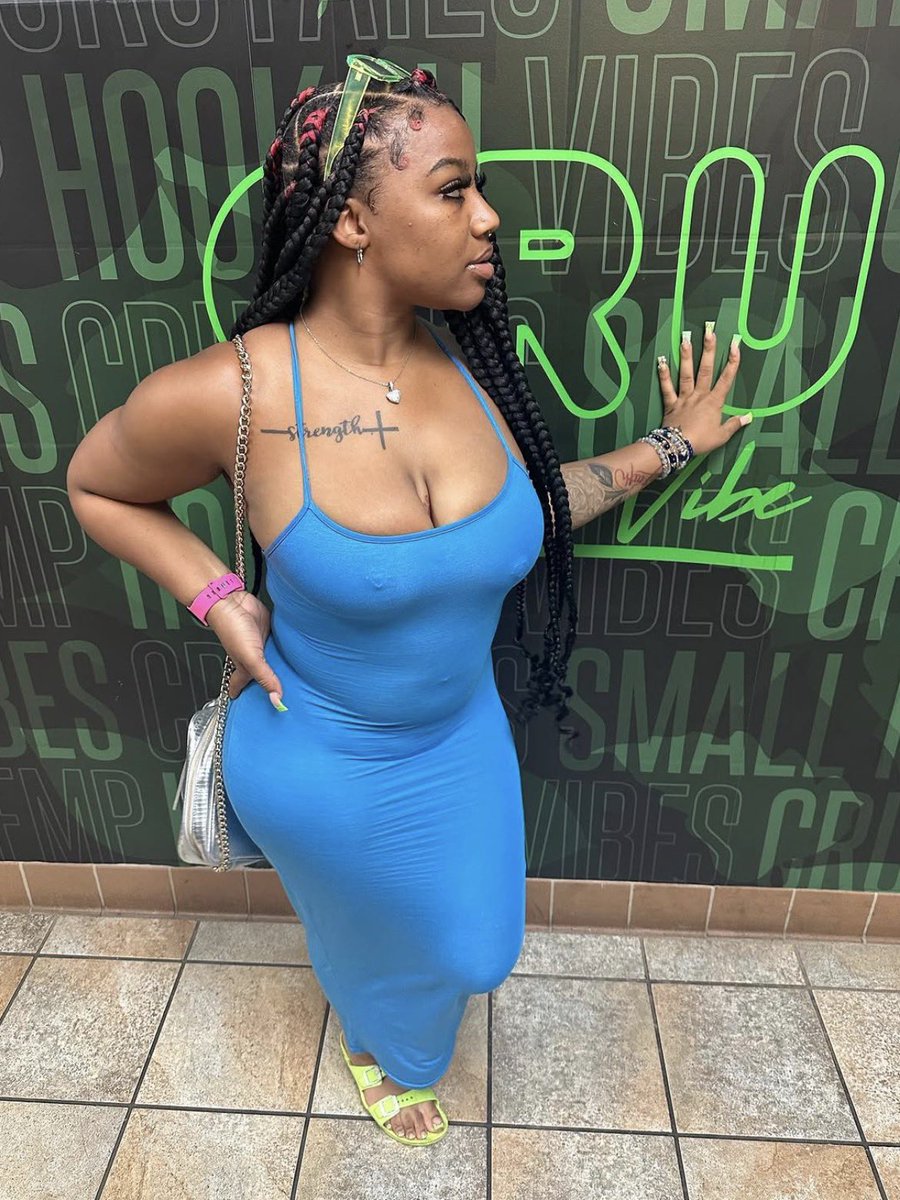 tsunamiign17's tweet photo. Stop tryna fuck me😩 I actually make a great friend🤧 https://t.co/ghQQ4flpiA