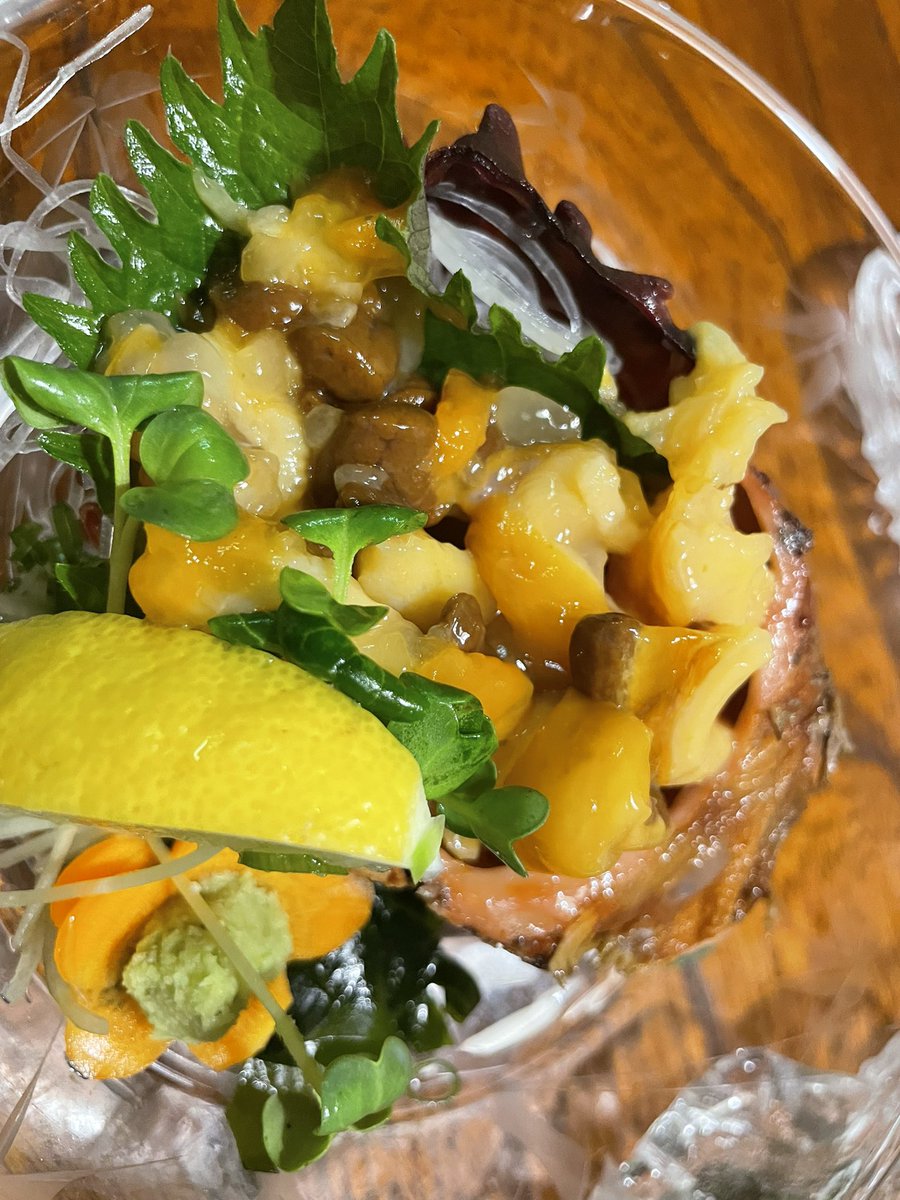 Mp431d's tweet photo. よるごはん
初、「割烹惣門」さんで。
茶碗蒸しが大きくて具沢山🥳
大変美味しゅうございました😋 https://t.co/ivt52vQRov
