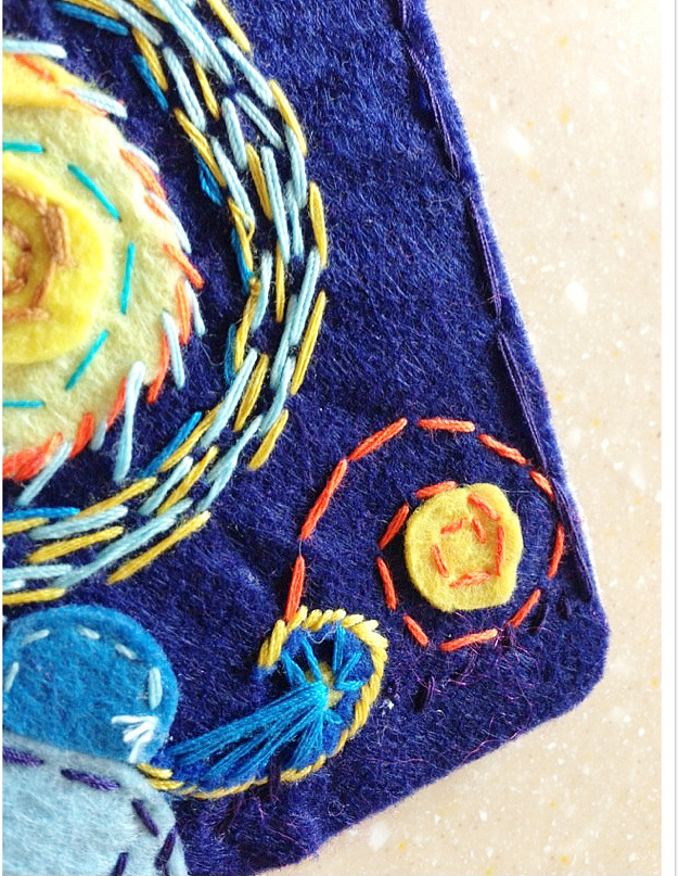 BednarMari5540's tweet photo. Just finished my custom linen tote bag with hand-stitched constellations—zero store-bought vibe, all my own messy, perfect craft! #DIYCraft #HandmadeJoy， https://t.co/VmHG0GLo5b