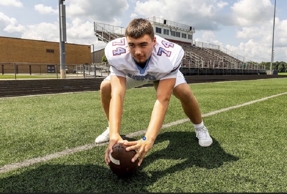 TWornhoff63117's tweet photo. Media day photos ready to roll for week 1. “Pressure is a privilege earned through preparation.” https://t.co/ojlUbQA0qj