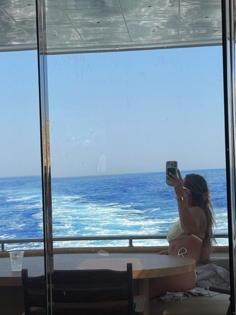 S__Aryna's tweet photo. The sweetest Summer https://t.co/RjbpnPXYJg