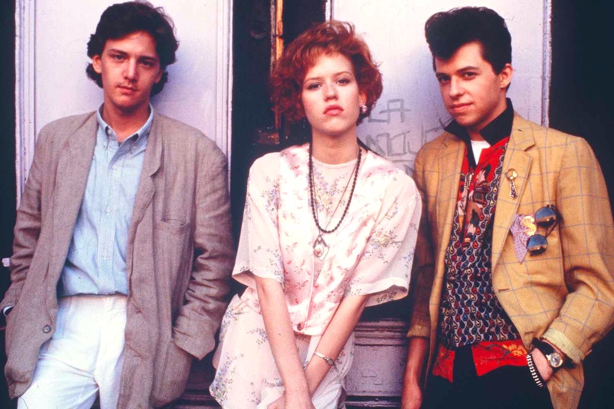 OolaFanForever's tweet photo. #MovieTrivia: #JonCryer was hired for #AndrewMcCarthy’s role in 1989’s #WeekendAtBernies but McCarthy wanted Cryer’s role so the studio made the switch, replacing Cryer, the two actors had an icy relationship while working on 1986’s #PrettyInPink, but made up years later.🍿😮 https://t.co/657VFSBHJm