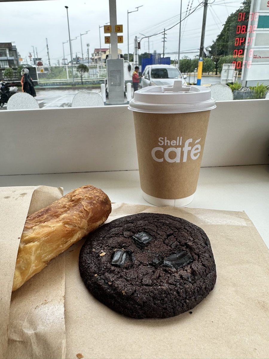 just_migs00's tweet photo. Good morning. 
Tambay muna😋 https://t.co/fdDQHK1cz2