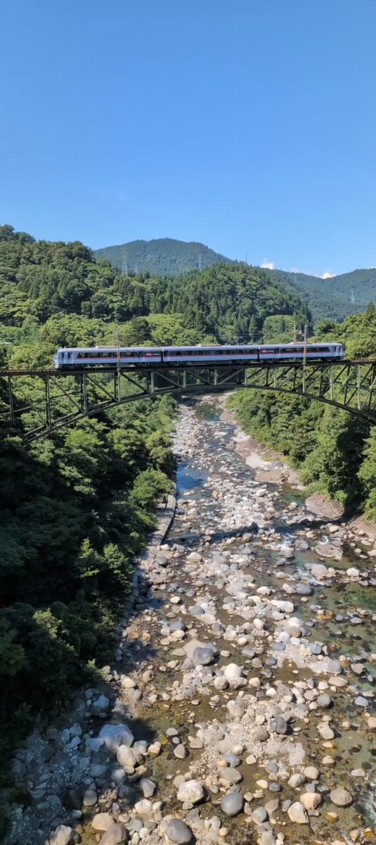 timetable2026's tweet photo. 富山地方鉄道立山線316レ
千垣橋梁から安全運転で追いかけて田添駅で追いつけたキャニオンエキスプレス号。 https://t.co/BHMsXsvRjA