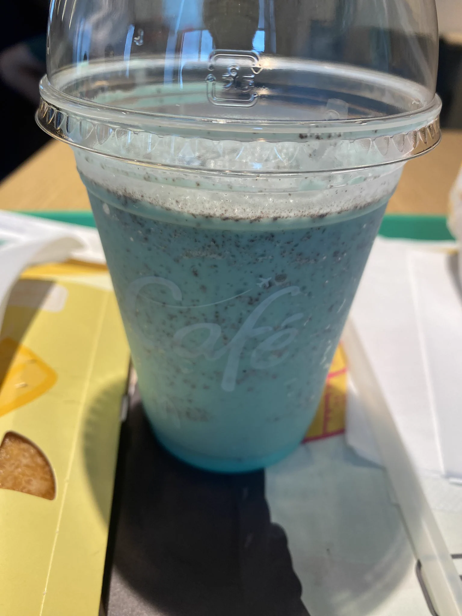 マクドナルド X:ssä: ”今年の夏はクールに行こう 【#マックのチョコ