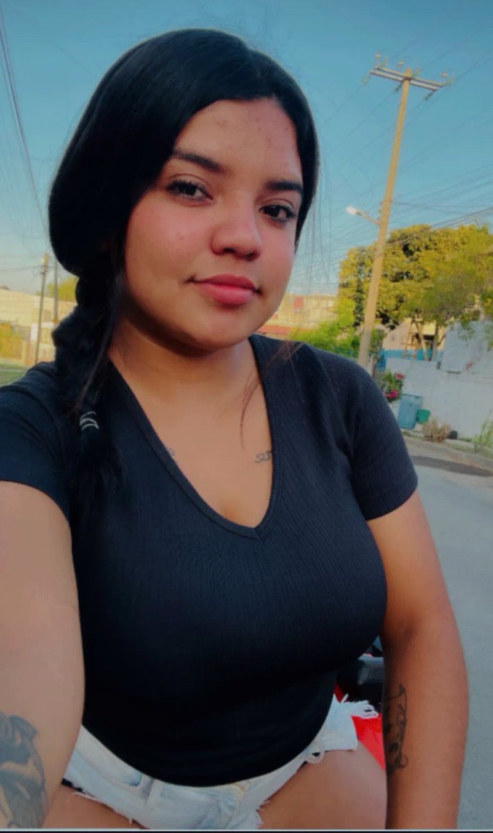 Packsyputas13's tweet photo. Yilci y sus ricas chichotas desde Montemorelos nl https://t.co/Shh3mU2ksM