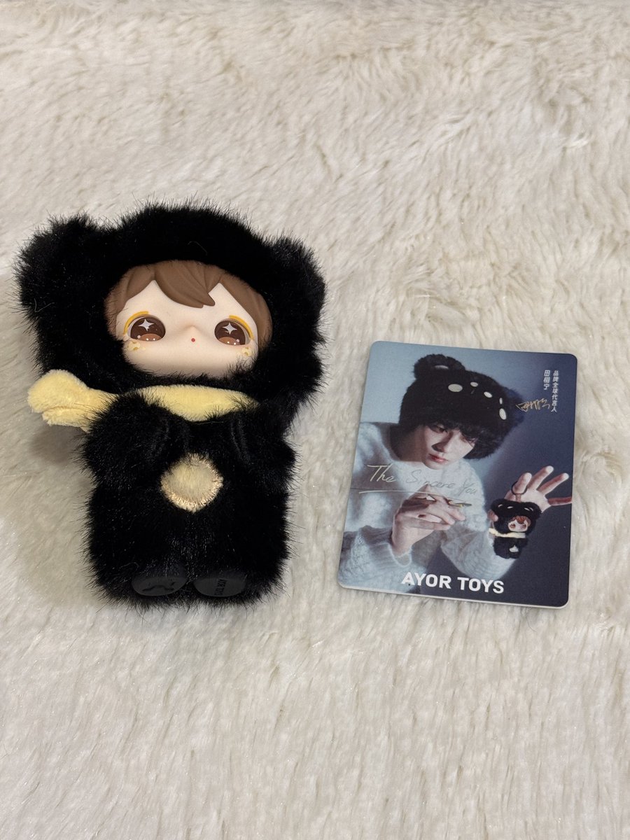 _allting's tweet photo. ขาย (พร้อมส่ง) shyshy v.2
*แกะดู 1 ครั้ง ยังไม่เคยพาไปไหน*

 - ราคา 400 รส.
ตุ๊กตา 1 ตัว
การ์ดตุ๊กตา 1 ใบ
แถม ! การ์ดเถียนจื่อ 1 ใบ

สอบถาม dm ได้เลยค่ะ

#tianxuning 
#ตลาดนัดเถียนสวี่หนิง
#ตลาดนัดRevengedLove https://t.co/4C3joGqfJ0